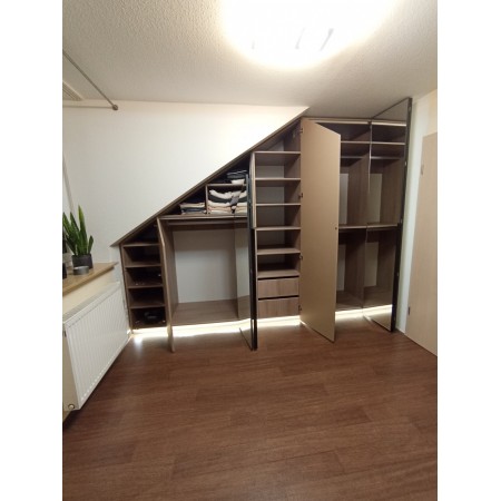 Шкаф в угол мансарды А-91